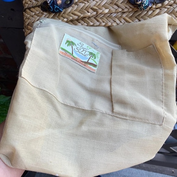 Awesomely laid back summertime small tote/bag - Picture 8 of 8